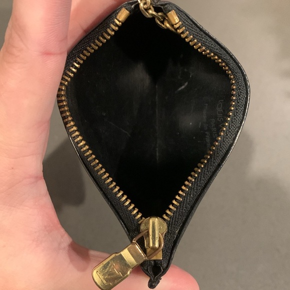 Louis Vuitton black epi Cles coin keychain wallet date code MI0934 - Picture 3 of 8